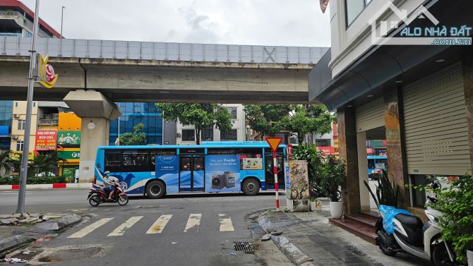 Chính chủ cần bán gấp nhà mặt phố Bế Văn Đàn,HĐ. Đường 20m. Kinh doanh sầm uất,cực lộc. - 11