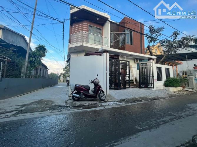Bán Nhà 2 Tầng 2 Mặt Thoáng Nguyễn Hữu Cảnh - An Tây Đầy Đủ Nội Thất - 1