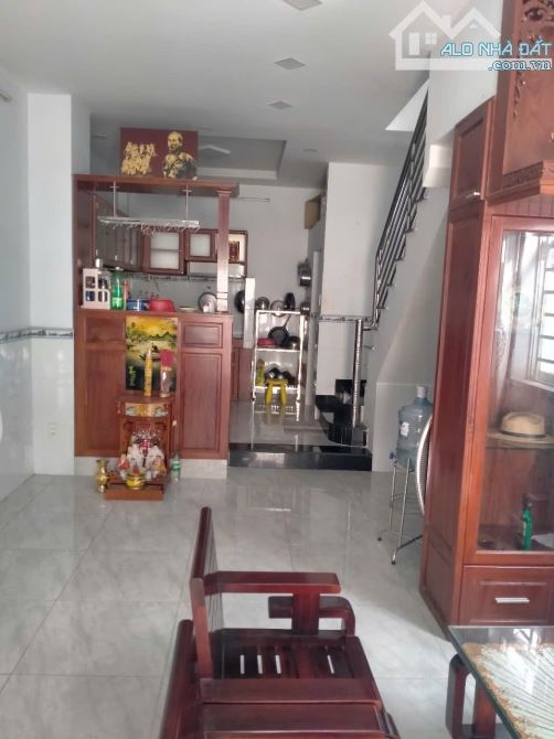 BÁN NHÀ LÔ GÓC 2 MẶT TIỀN SIÊU ĐẸP – TRUNG TÂM QUẬN 7 - Nguyễn Văn Qùy - 1