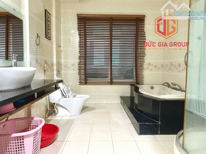 Cho thuê hoặc bán căn biệt thự 1 trệt 2 lầu trong KDC D2D, TP.Biên Hòa - 1