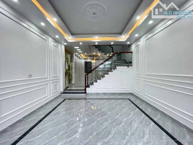 Nhà 4 tầng xây mới phân lô Văn Cao - 52.8m2 ngang 4.8m - Đường 7m - 1