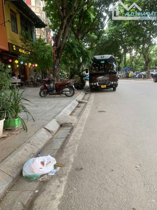 Bán nhà mặt phố Vạn Phúc, Ba Đình 54m x5T nhà 2 mt mặt phố VIP vỉ hè rộng kinh doanh - 1