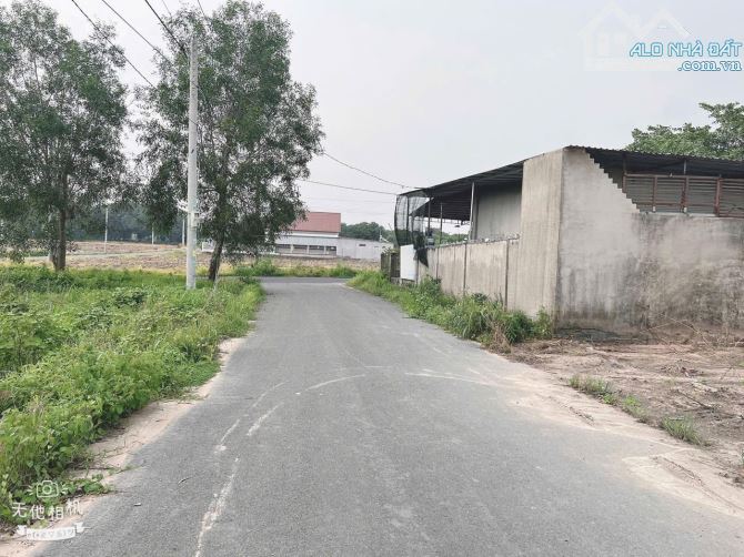 CẦN BÁN SIÊU PHẨM PHÂN LÔ LỚN ĐEP GẦN DỰ ÁN NÚT GIAO CAO TỐC,KCN,KHU TÁI ĐỊNH CƯ ĐÔNG ĐÚC - 1