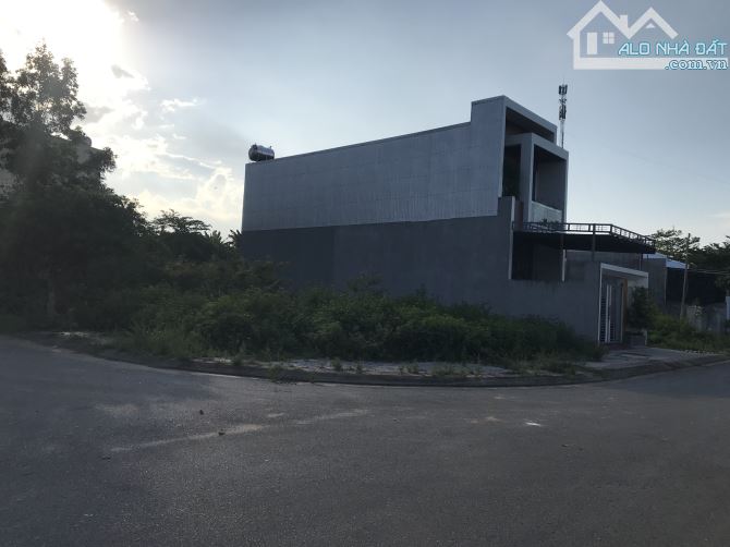 BÁN LÔ GÓC CỰC ĐẸP ĐƯỜNG NHỰA 7m5 GIÁ CHỈ 1.45 TỶ TP QUẢNG NGÃI - 1