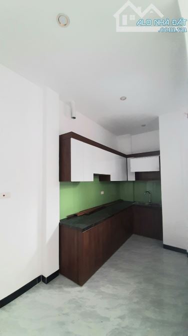 CHỈ NHỈNH 4 TỶ‼️ Bán nhà Ngọc Hồi, Thanh Trì diện tích 31m2, 5 tầng MỚI ĐẸP - 1