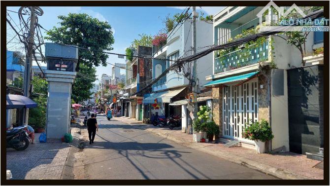 Cho thuê rẻ nguyên căn 4.2 x 17m 1 trệt 1 lầu Phong Phú Q8 TP.HCM - 1