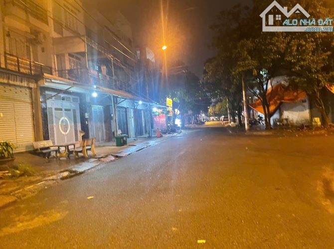 Đất lọt khe sổ hồng riêng ngang 4 dài 15m, đường a5 KDC vĩnh lộc BHH B bình tân giá 5,5tỷ - 1