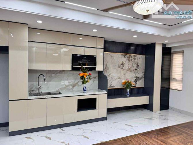 BÁN NHÀ TRẦN DUY HƯNG CẦU GIẤY 55m 22.5 TỶ 6 TẦNG LÔ GÓC THANG MÁY Ô TÔ KD ĐỈNH - 1