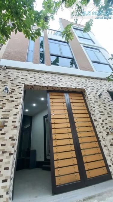 Cần bán nhà phố Bồ Đề, Long Biên, 90m2, MT 7m, Gara ô tô, Chỉ 16.9 tỷ - 1