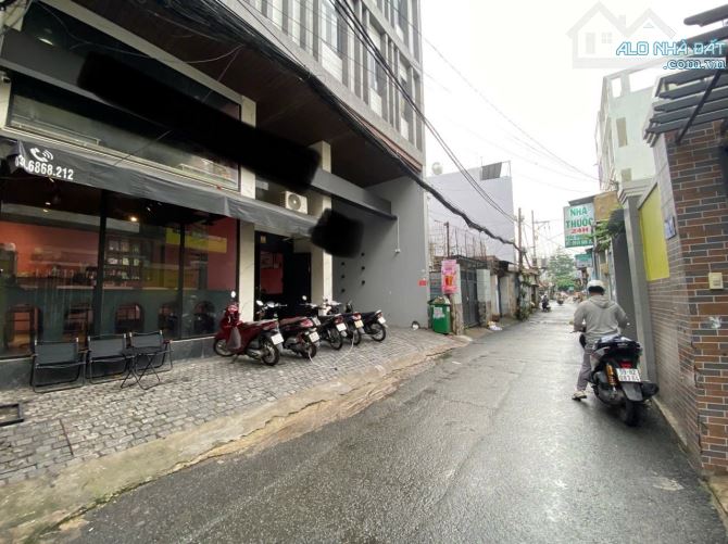 TÒA NHÀ 7 TẦNG CHDV THANG MÁY ngay Emart Gò Vấp dt sàn hơn 1200m2 chỉ 41 tỷ - 1