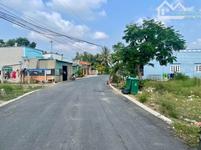 ĐẤT THỔ MẶT TIỀN NGUYỄN VĂN TIẾN, CÁCH DT830 CHỈ 100M - 1