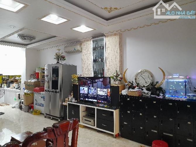 NHÀ HXH Tránh BÙI MINH TRỰC Quận 8!Ngang 4,5m 4Tầng 5Pn, Tặng Full Nội Thất, Chỉ 9,8 Tỷ TL - 1