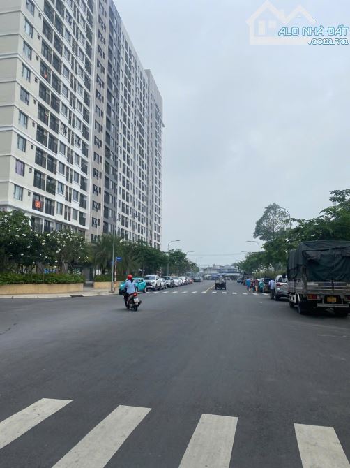 Dãy trọ 6 phòng Đường Thạnh Xuân 13 / P. Thạnh Xuân, Quận.12 dt 132m2 (5xm27m) 4,6 tỷ - 1