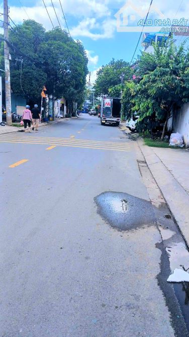 TRẦN THỊ HÈ QUẬN 12 _ MTKD đường nhựa 8M 🟩🟨🟥 DIỆN TÍCH KHỦNG 140m2 , GIÁ CHỈ NHƯ NGÕ HẺ - 1