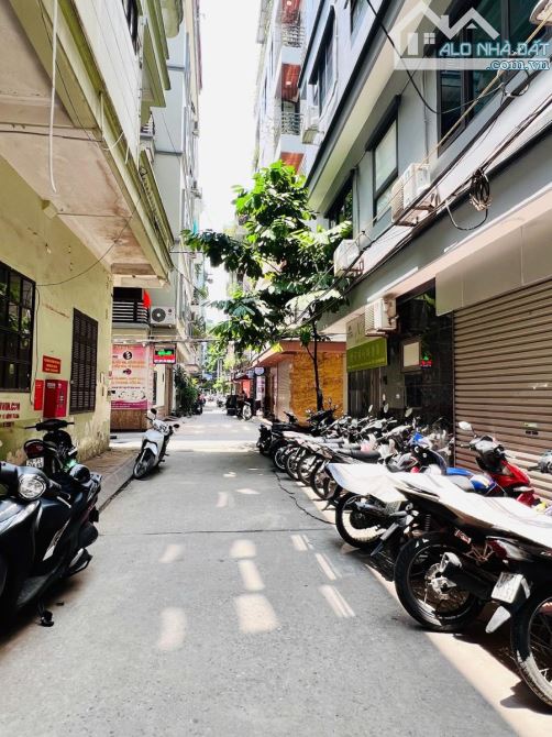 [ĐẸP] Phân lô Trần Quốc Hoàn 48m2*4T, ô tô vòng quanh tránh nhau, nhà chắc chắn, 15 tỷ - 1