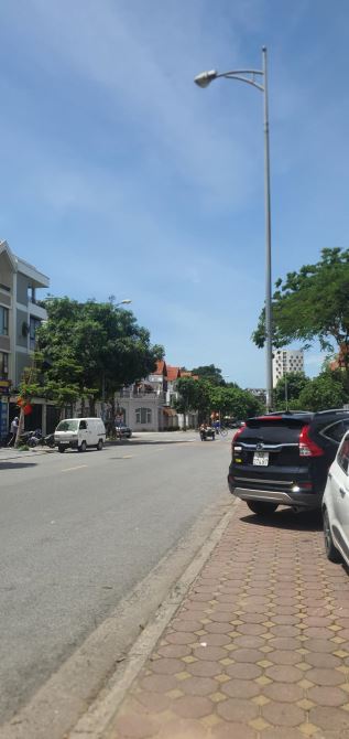 NHÀ VƯỜN VIỆT HƯNG 38 tỷ 120m VỈA HÈ RỘNG,KINH DOANH ĐỈNH,LONG BIÊN HÀ NỘI - 1