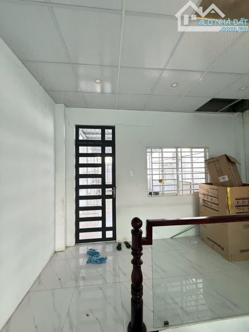 Cho Thuê Nhà Trệt Lầu Sân thượng đường số 3 KDC Hồng Phát - Cách Nguyễn Văn Cừ 25m - 14