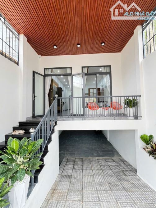 NHÀ ĐẸP HẺM Ô TÔ GẦN NGÃ 3 Y WANG MAI THỊ LỰU - Loctran - 2