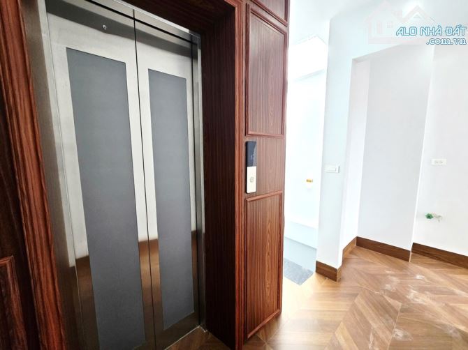 NGOẠI GIAO ĐOÀN - 6 TẦNG THANG MÁY - Ô TÔ - FULL NỘI THẤT - NHỈNH 8 TỶ - 2