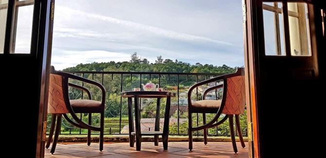 Bán nhà Trần Thái Tông, Phường 9, Đà Lạt – 1 trệt 1 lầu, sân đậu 3 ô tô, view đồi thông - 2