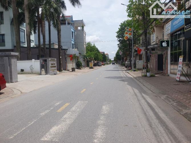 Bán nhà C4 giá tốt 44,2m. nở hậu vài bước ra trục chính Chợ Kim Xuân Nộn ĐA - 2