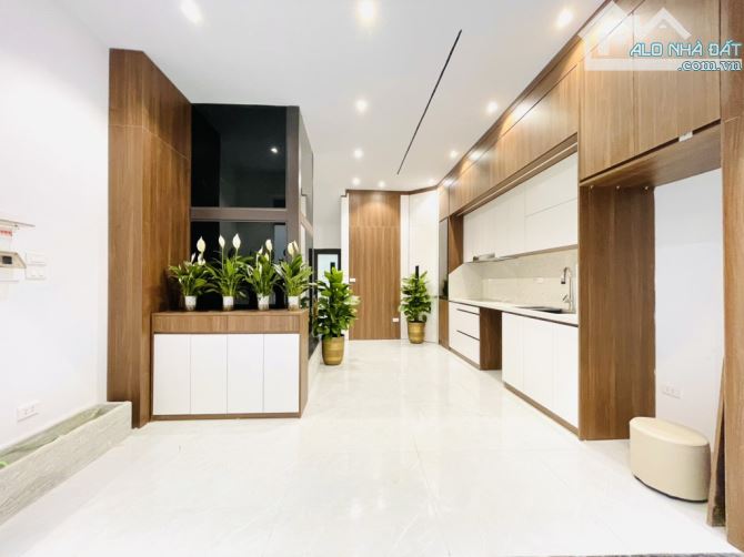 💥Văn Chương, Ngõ Thông K/Doanh, Ôtô Đỗ Gần, Full Nội Thất, 5 Tầng Thang Máy, Giá 7.x Tỷ - 2
