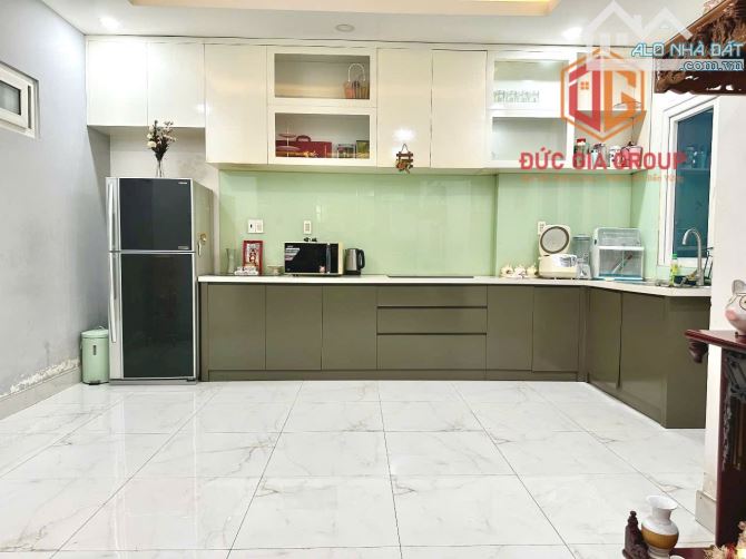 Bán biệt thự 2 lầu full nội thất KDC D2D, P.Thống Nhất ,Biên Hòa giá 19 tỷ - 2