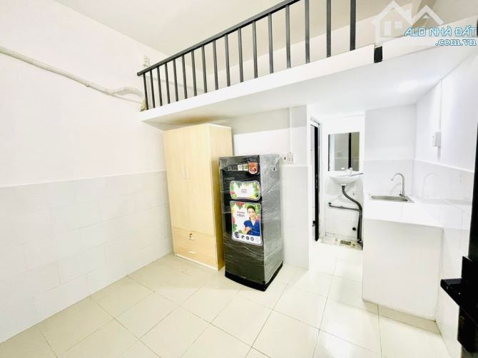 Phòng Trọ Có Máy Lạnh có Gác ở Đường Lê Trọng Tấn, Quận Tân Phú - 2