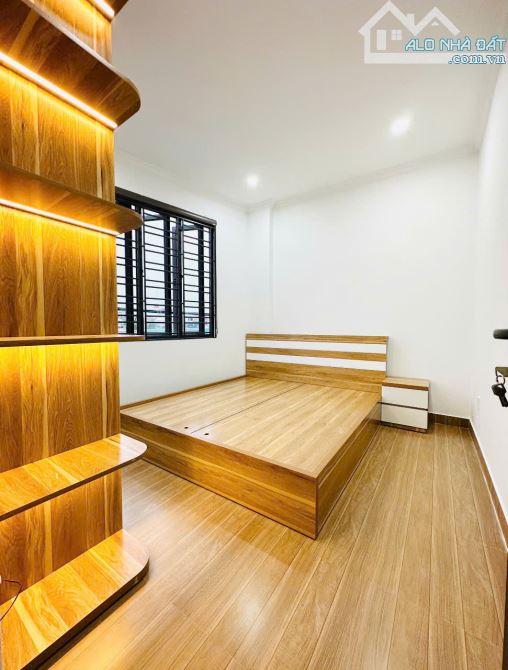 NHÀ 3 TẦNG - XÂY ĐỘC LẬP - ĐƯỜNG Ô TÔ - KINH DOANH TỐT - TẠI PHƯƠNG KHÊ - 2