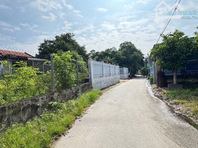Đất Phú Hoà, dt 5x30(60mtc) giá 2tỷ950 - 2