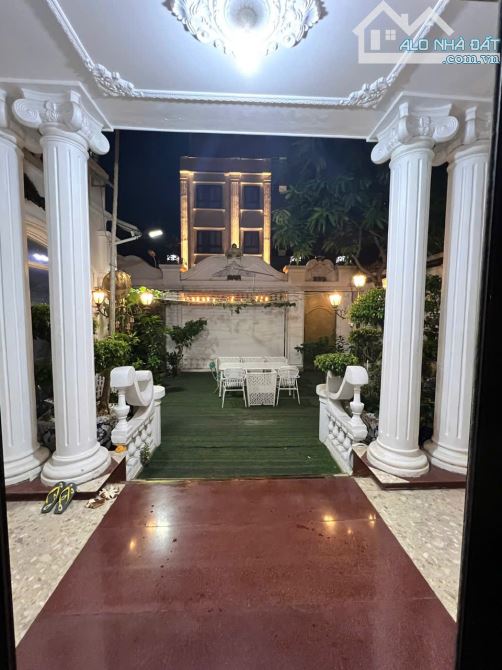 Giảm giá bán gấp ! DT: 12x26m ( 299m2) nhà đẹp 3 tầng , đường Bình Quới , Giá 46 tỷ - 2