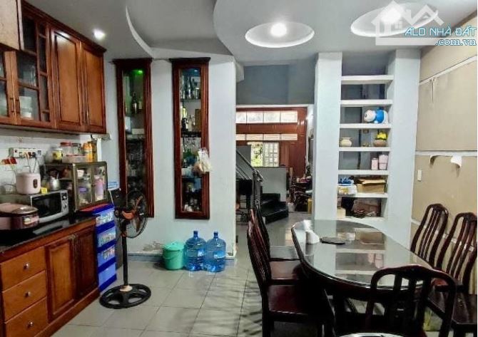 Bán nhà Cách Mạng Tháng 8- Gần CV Lê Thị Riêng - DT 4 x 15 - 1 lầu - giá 7 tỷ TL - 2
