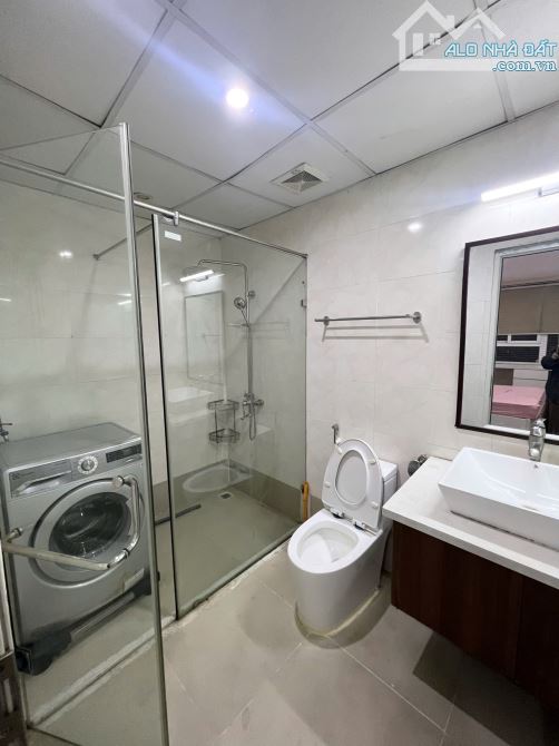 Cho thuê căn hộ Licogi 13 Khuất Duy Tiến, 100m2, 3 phòng ngủ, full đồ giá chỉ 12 triệu/th - 2