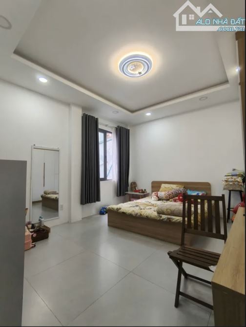 Gấp Bán Nhà Đẹp Đô Đốc Chấn - DT 77m Giá Nhỉnh 6 Tỷ - 2