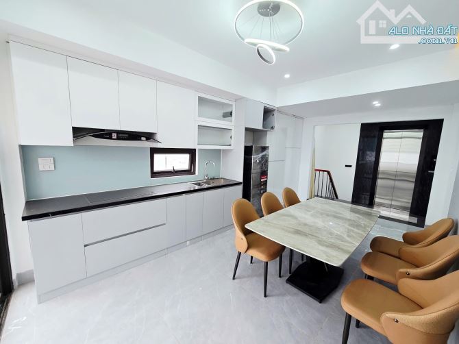 NGỌC TRÌ – THẠCH BÀN – 47M² – 6 TẦNG – GARA – THANG MÁY – 12,8 TỶ - 2