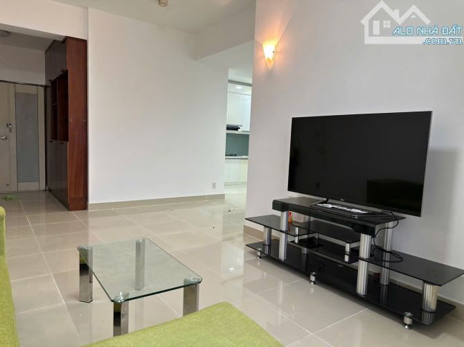 Cần cho thuê căn hộ chung cư Sao Mai - 153 Lương Nhữ Học, Q. 5. DT: 90m2 - 2PN - 2WC Nội t - 2