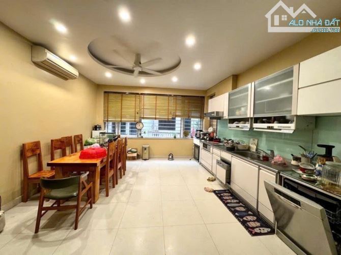🌿 BÁN BIỆT THỰ KHU NHÀ VƯỜN – KĐT MỚI VIỆT HƯNG – 120M² – 4 TẦNG – MẶT TIỀN 6M – GIÁ 41 - 2
