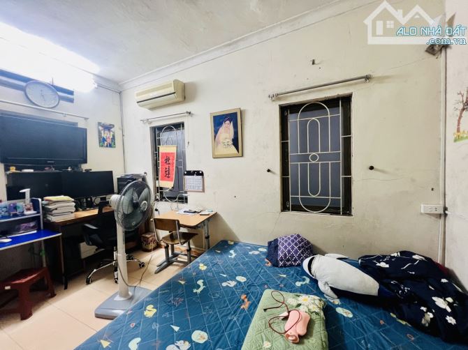 ĐẤT VÀNG YÊN SỞ , 60M2 , ĐẦU TƯ , Ô TÔ TRÁNH NHAU , MẶT TIỀN 4,1M , KINH DOANH , 13,9 TỶ - 2
