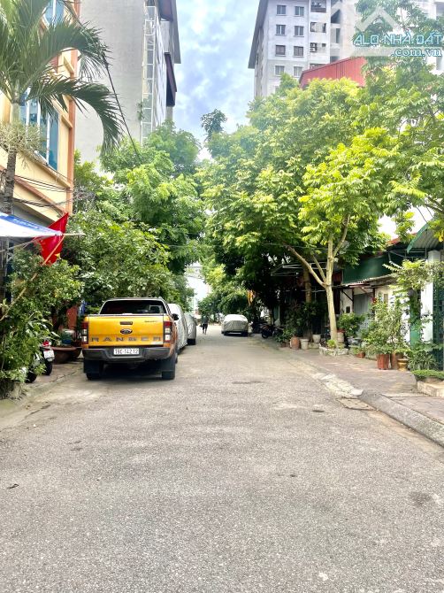 Bán Nhà Việt Hưng 50m2-7.2 tỷ-DÂN XÂY-FULL NỘI THẤT-NGÕ THÔNG-Ô TÔ TRÁNH CÁCH 10m - 2
