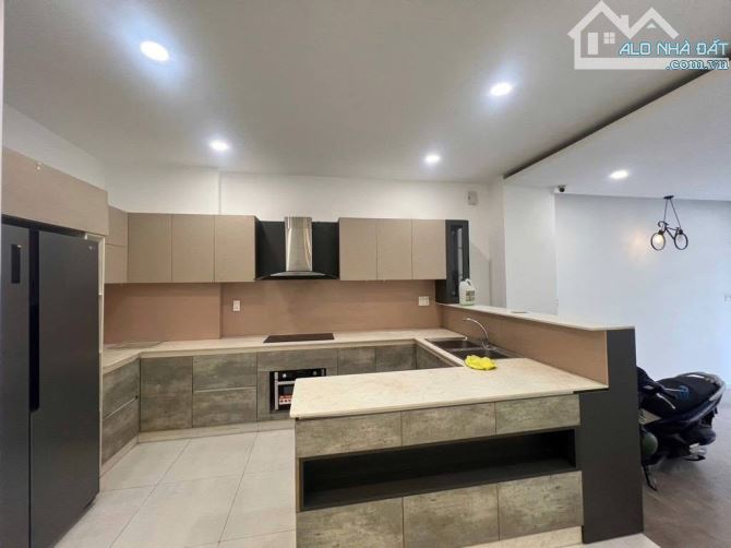 Nhà 3 tầng đường Ô tô Lâm Văn Bền 5x10m mới đẹp 10.1 tỷ - 2