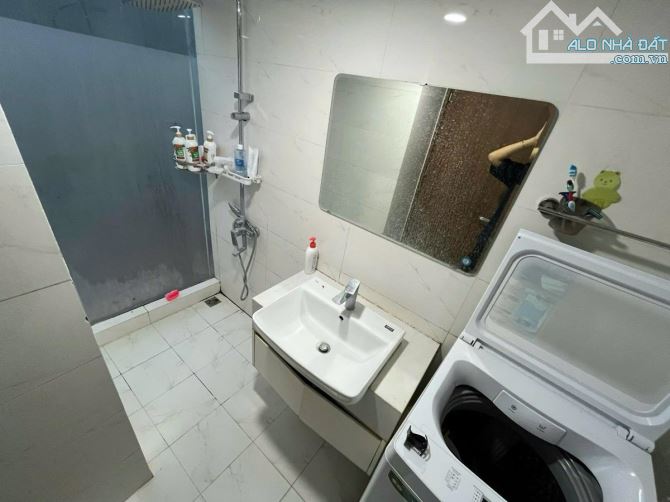 [HIẾM] Bán nhà Mai Dịch 50m2*4T, phân lô ô tô tránh vỉa hè, sổ vuông đẹp, gần phố 15 tỷ - 2