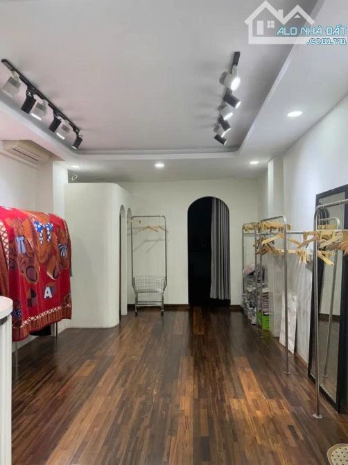 BÁN NHÀ HẺM XE HƠI CMT8, P.12, QUẬN 10-42m² (3.6 x 12m)- 9,2 TỶ TL - 2