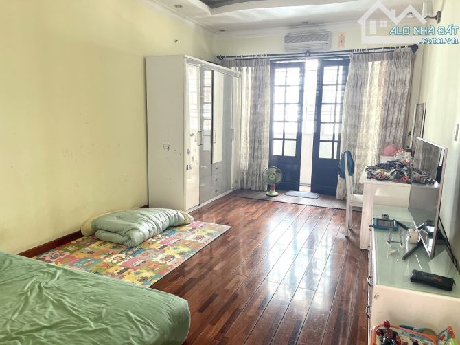 Bán nhà hẻm xe hơi Lý Tự Trọng-gần chợ Bến Thành-4PN-sổ vuông-nhà mới - 2
