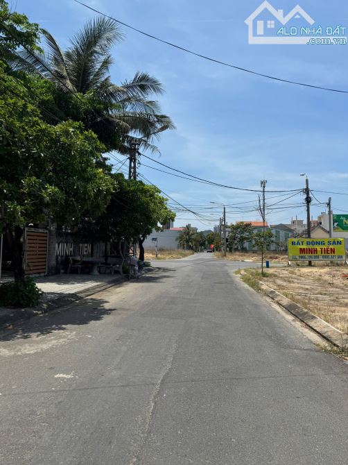 Bán lô đất 281m 2 mặt tiền đường Nguyễn Phạm Tuân Đông Hải 6 sát Biển Tân Trà ngang 14m - 2