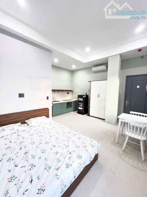 TÒA NHÀ 7 TẦNG CHDV THANG MÁY ngay Emart Gò Vấp dt sàn hơn 1200m2 chỉ 41 tỷ - 26