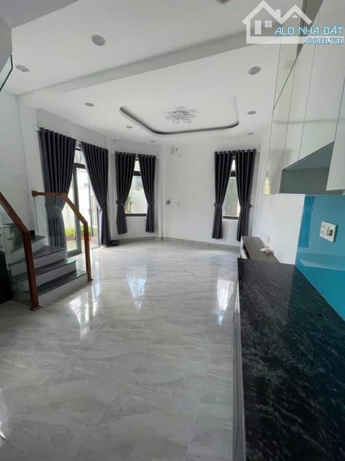 Bán Nhà 2 Tầng 2 Mặt Thoáng Nguyễn Hữu Cảnh - An Tây Đầy Đủ Nội Thất - 3