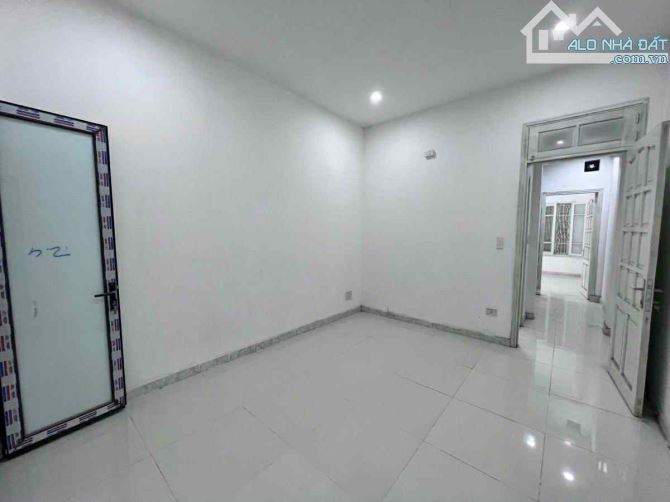 BÁN NHÀ LẠC LONG QUÂN CẦU GIẤY 47m 5 TẦNG MT 3.4m THANG MÁY Ô TÔ KD CHỈ 11.5 TỶ - 3