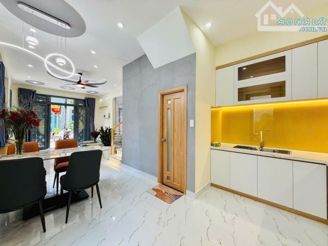 Bán nhà riêng đường 12m khu Bàu Cát, Tân Bình - 4.5mx16m - Nhà 4 tầng giá 13 tỷ còn bớt - 3