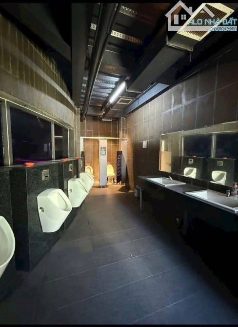 Càn sang nhượng lại quán Bar khu Tây phan đình Phùng giá cực sốc cho khách thiện chí - 3