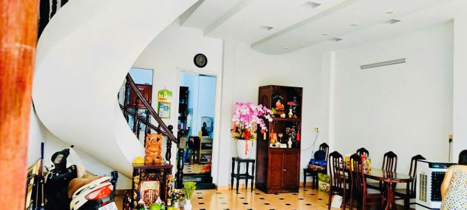 Bán nhà hẻm xe hơi Lạc Long Quân 60m2 NGANG 6.4m 4 tầng 4PN chỉ 10 tỷ - 3
